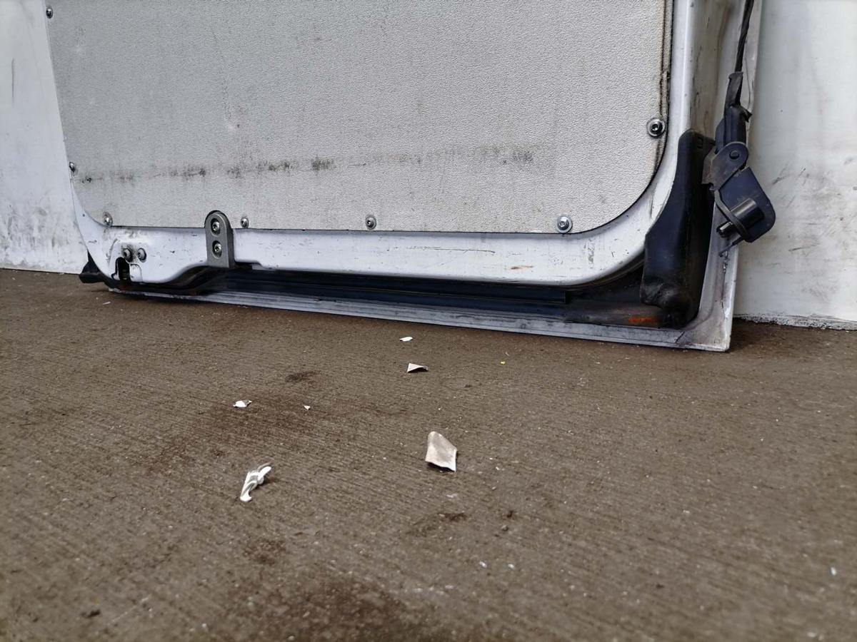 Fiat Ducato 250 original Fl&uuml;gelt&uuml;r links Wei&szlig; Bianco Kastenwagen Bj.2019